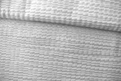   Krepp anyag 100% pamut fehr 140cm